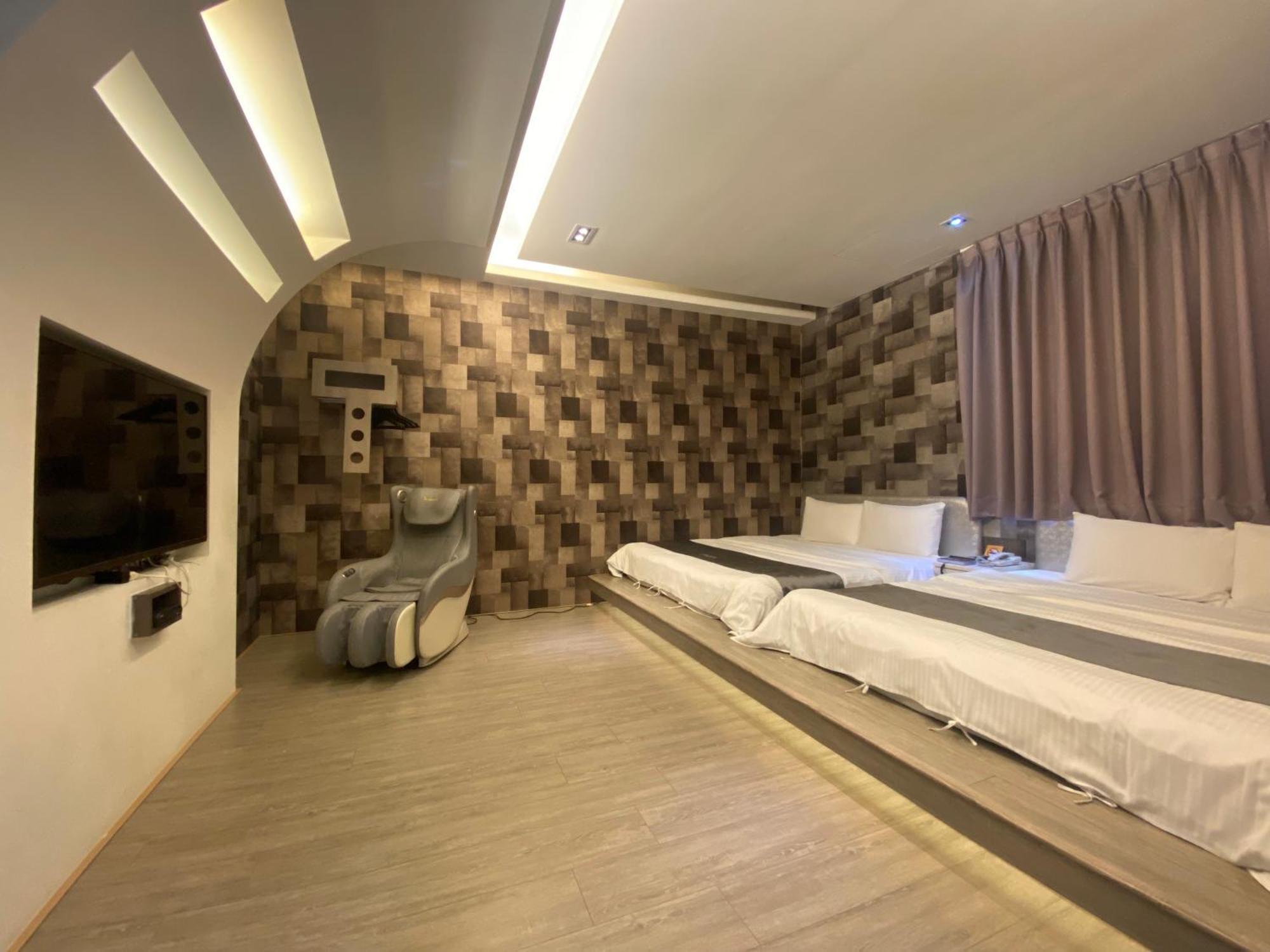 Yuan Chyau Motel Taichung Exterior foto